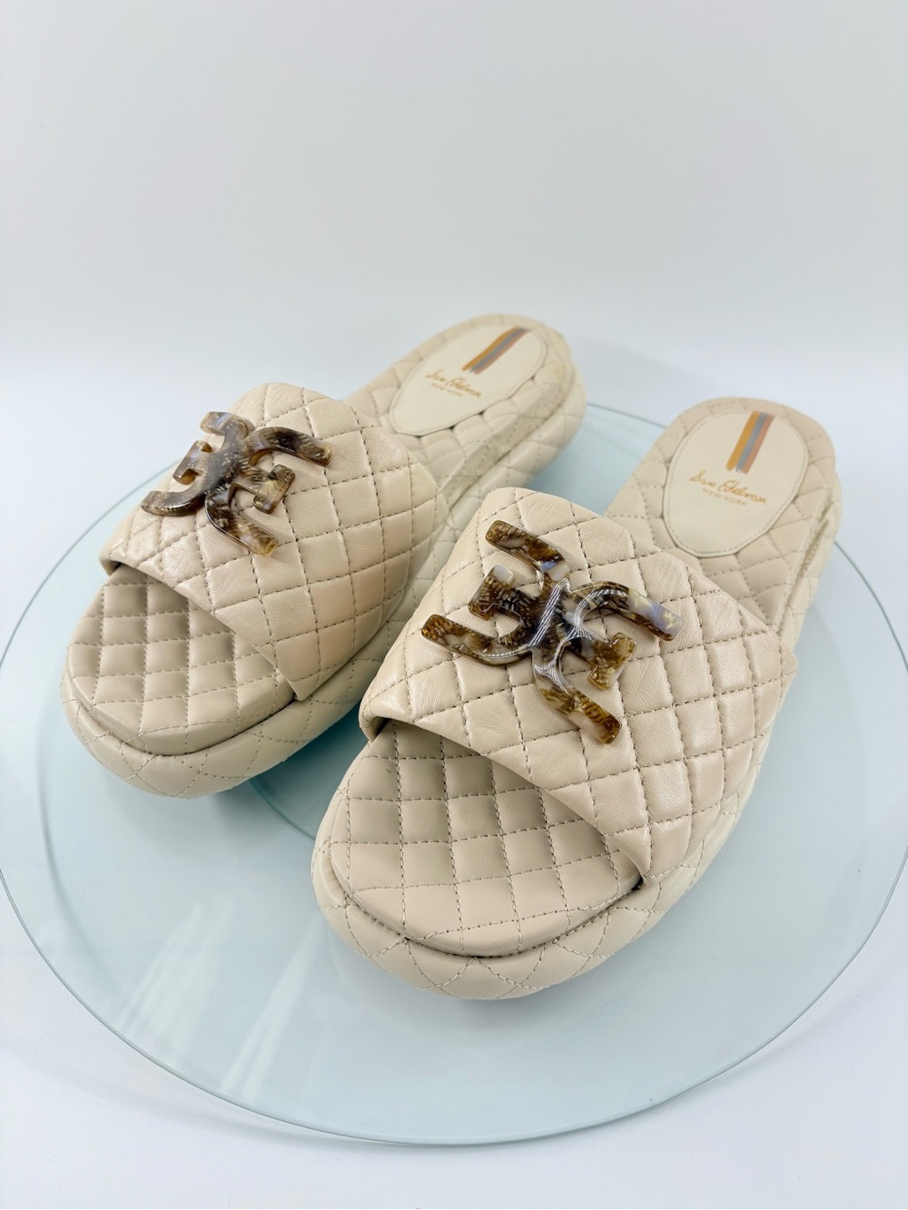Sam Edelman Karinda Sandals Women’s Size 10 Beige Quilted Leather Slides